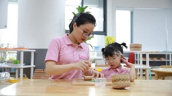 Nguyên tắc áp dụng phương pháp Montessori