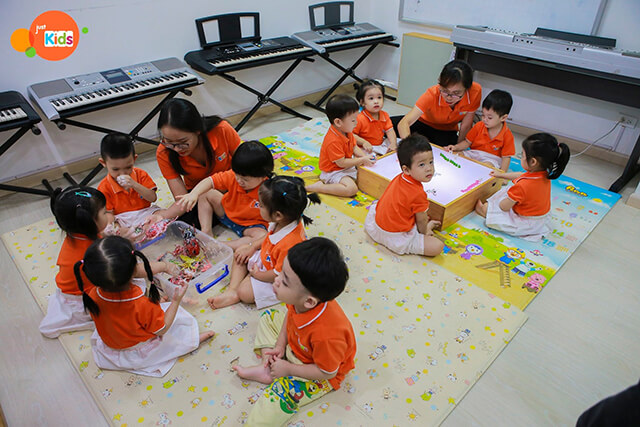 trường mầm non Just Kids tại quận Tây Hồ