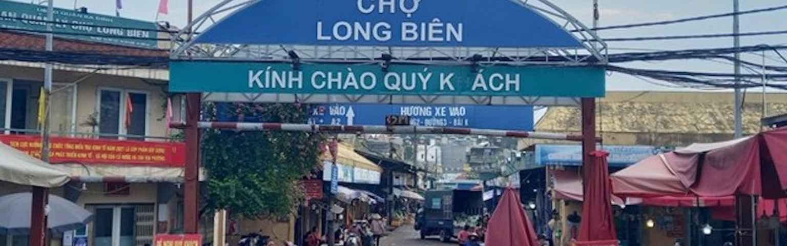 Chợ Long Biên – Khu chợ sôi động của Hà Nội