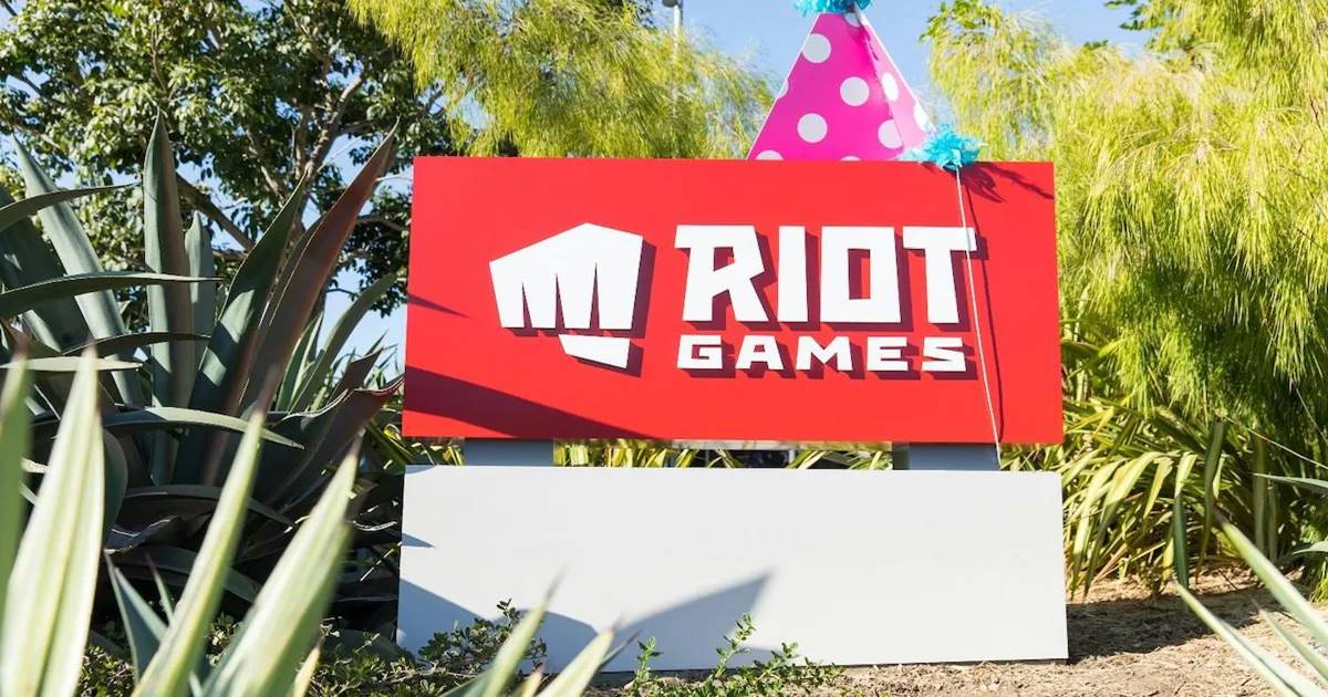 Riot đồng ý chi 100 triệu đô để bồi thường cho phụ nữ bị phân biệt đối xử