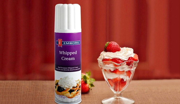 Whipped cream là gì? Phân biệt Whipped cream và Whipping cream